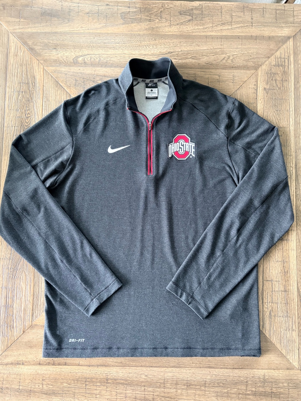 Nike Men’s Dark Gray 1/4 Zip Ohio State Buckeyes Pullover with Red Trim Size Lg